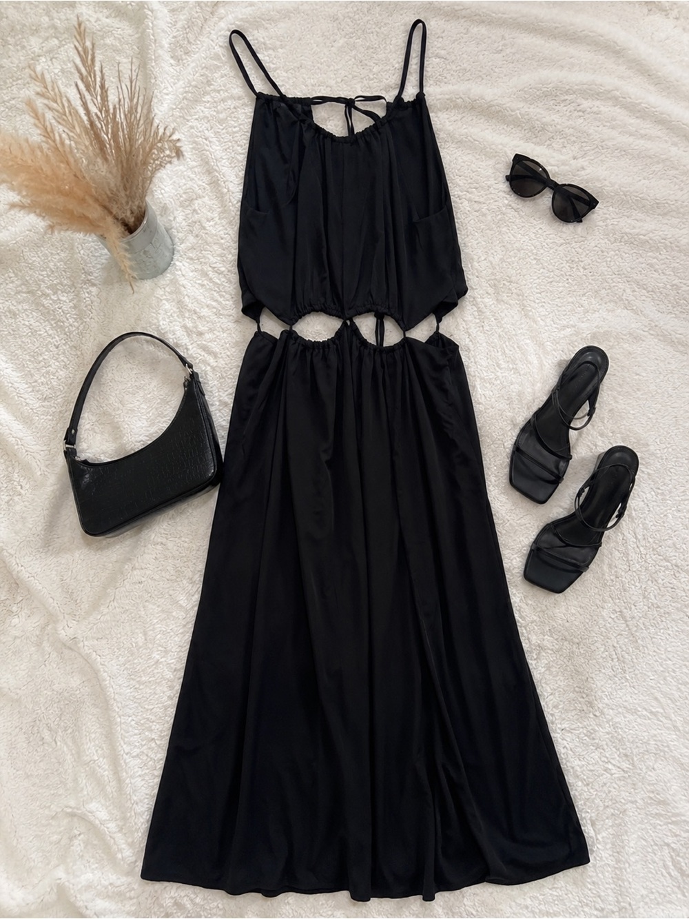BTFBM Black Cutout Maxi Dress Size Small Backless Strappy Summer Vacation Dress